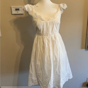 NWT Lulu’s  White Lace Cap Sleeve Mini Dress